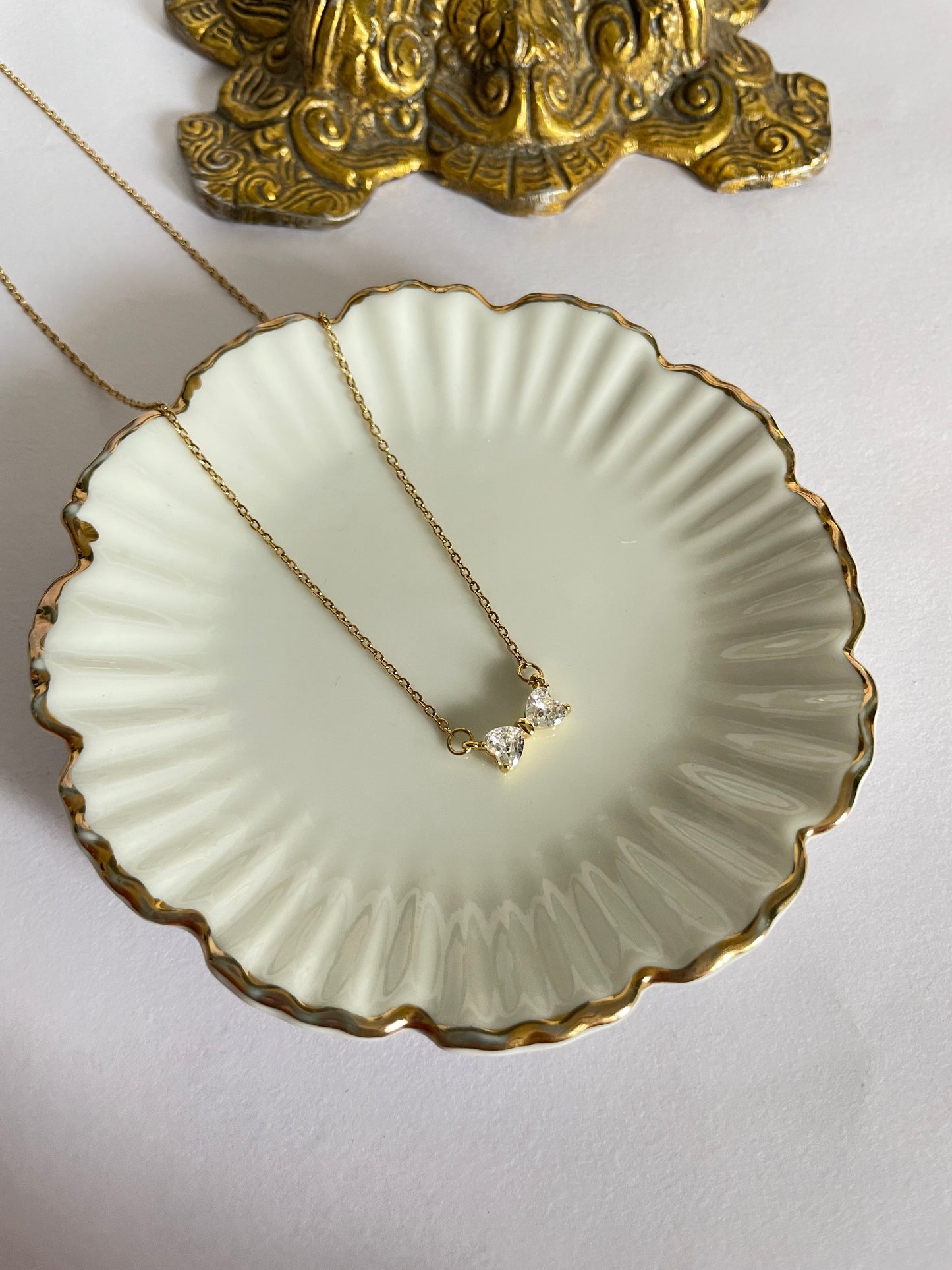 Bow Stone Necklace