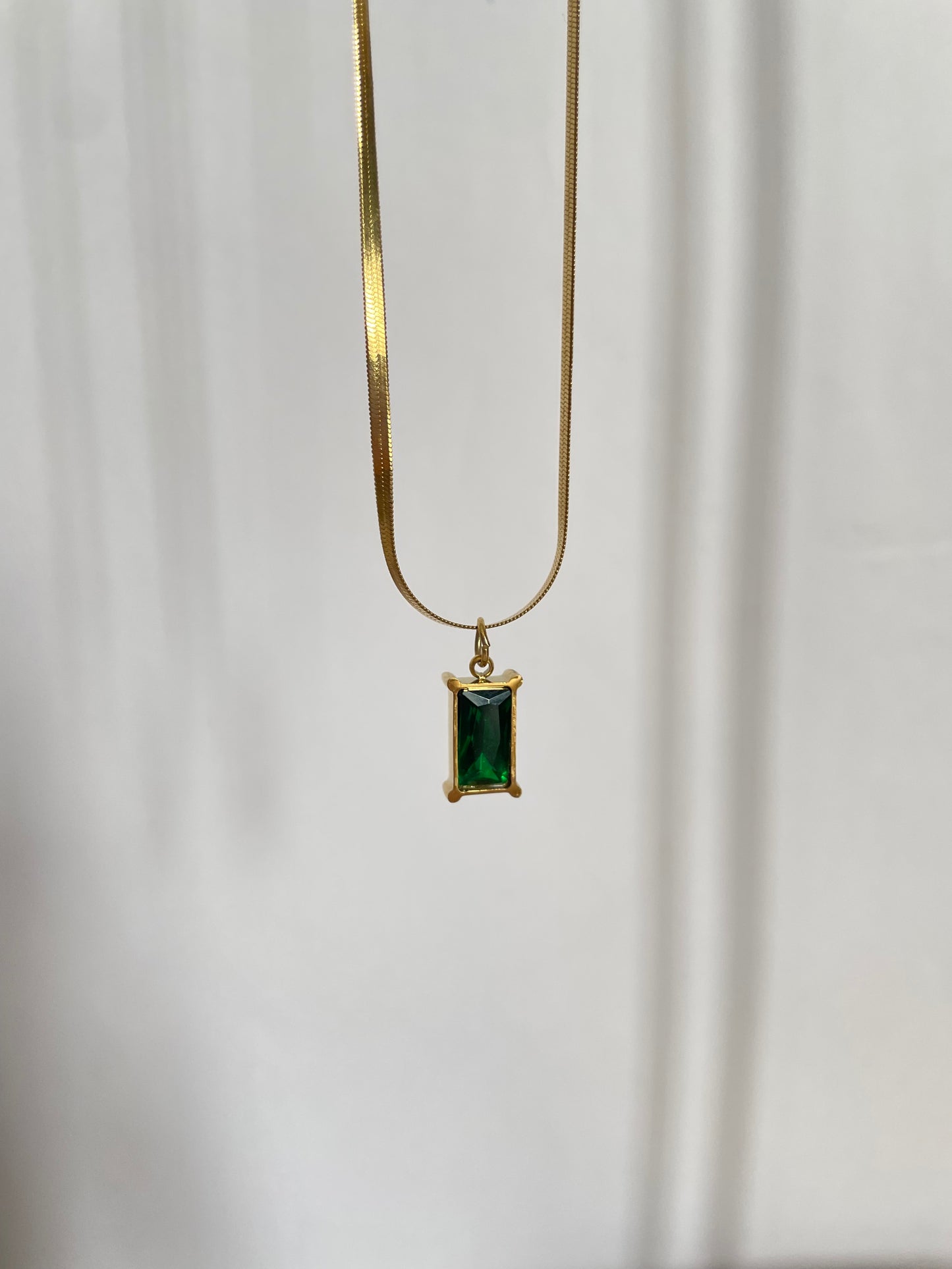 Sanaa Necklace - Emerald
