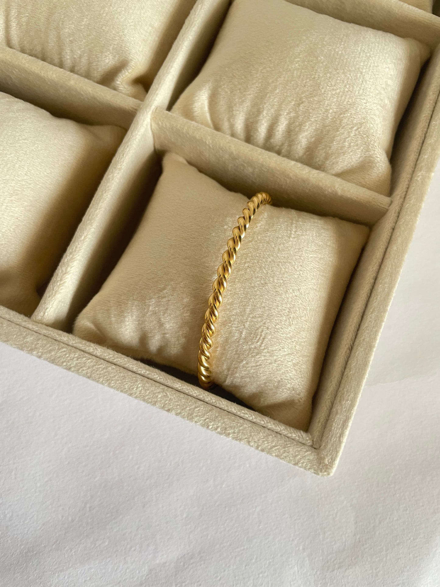 Cuddle Cuff
