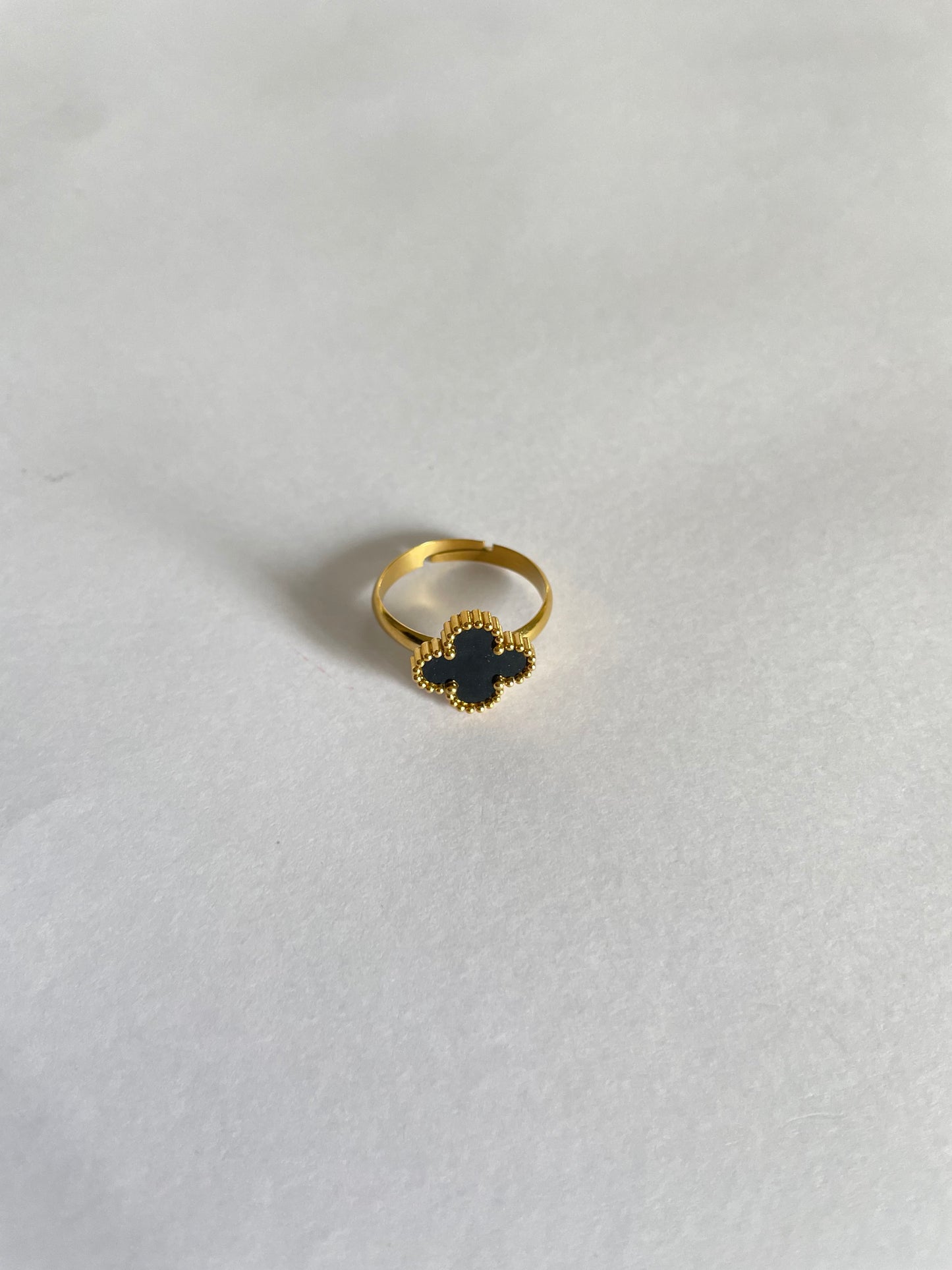 Clove Ring