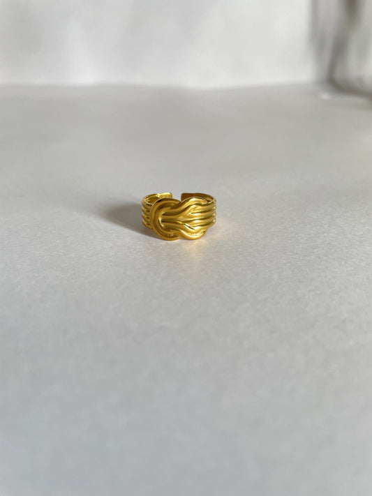 Lyra Ring