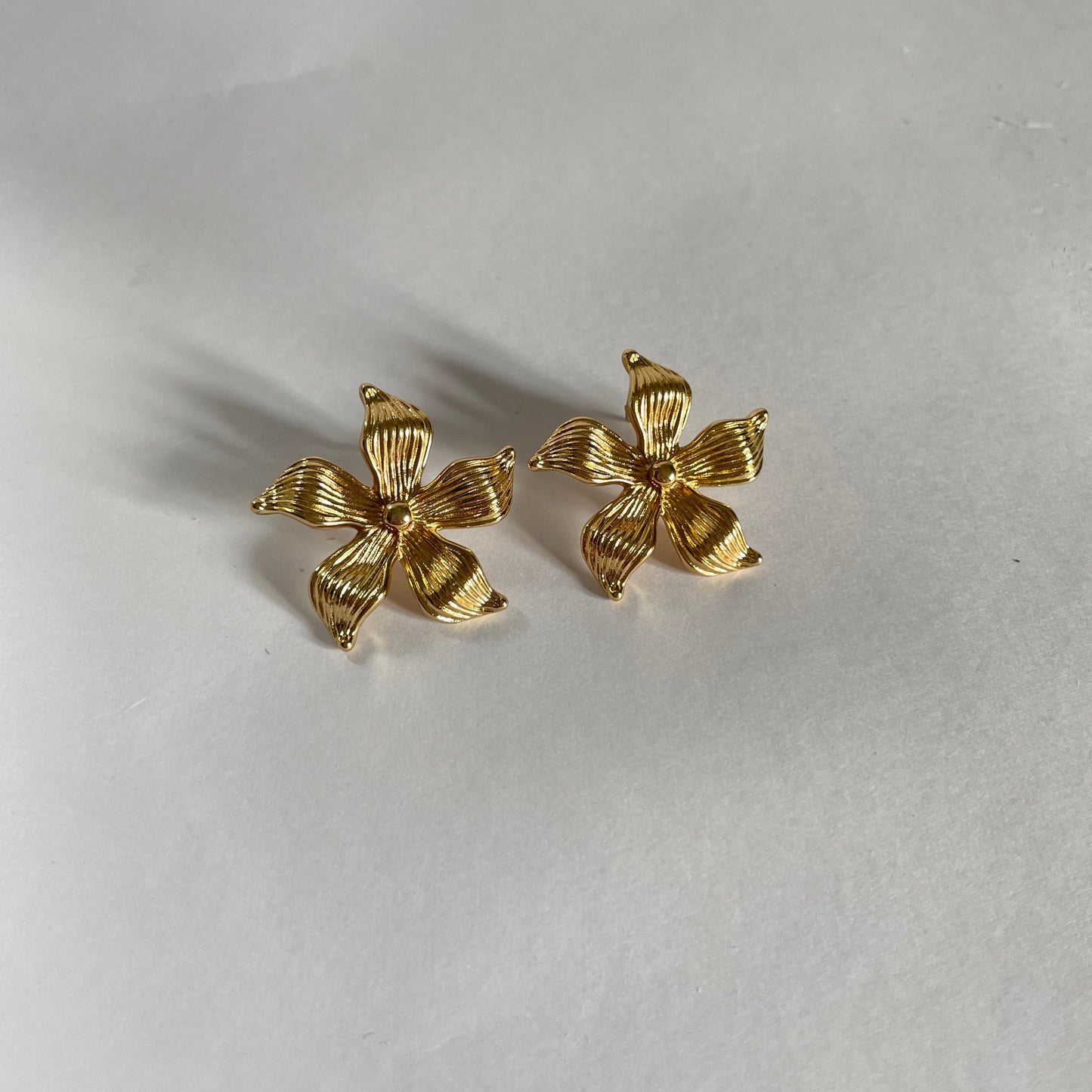 Lily Earrings