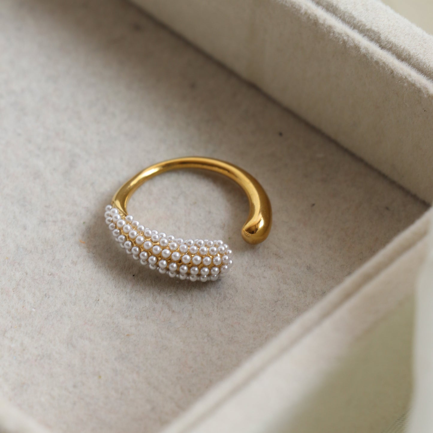 Pearl Ring