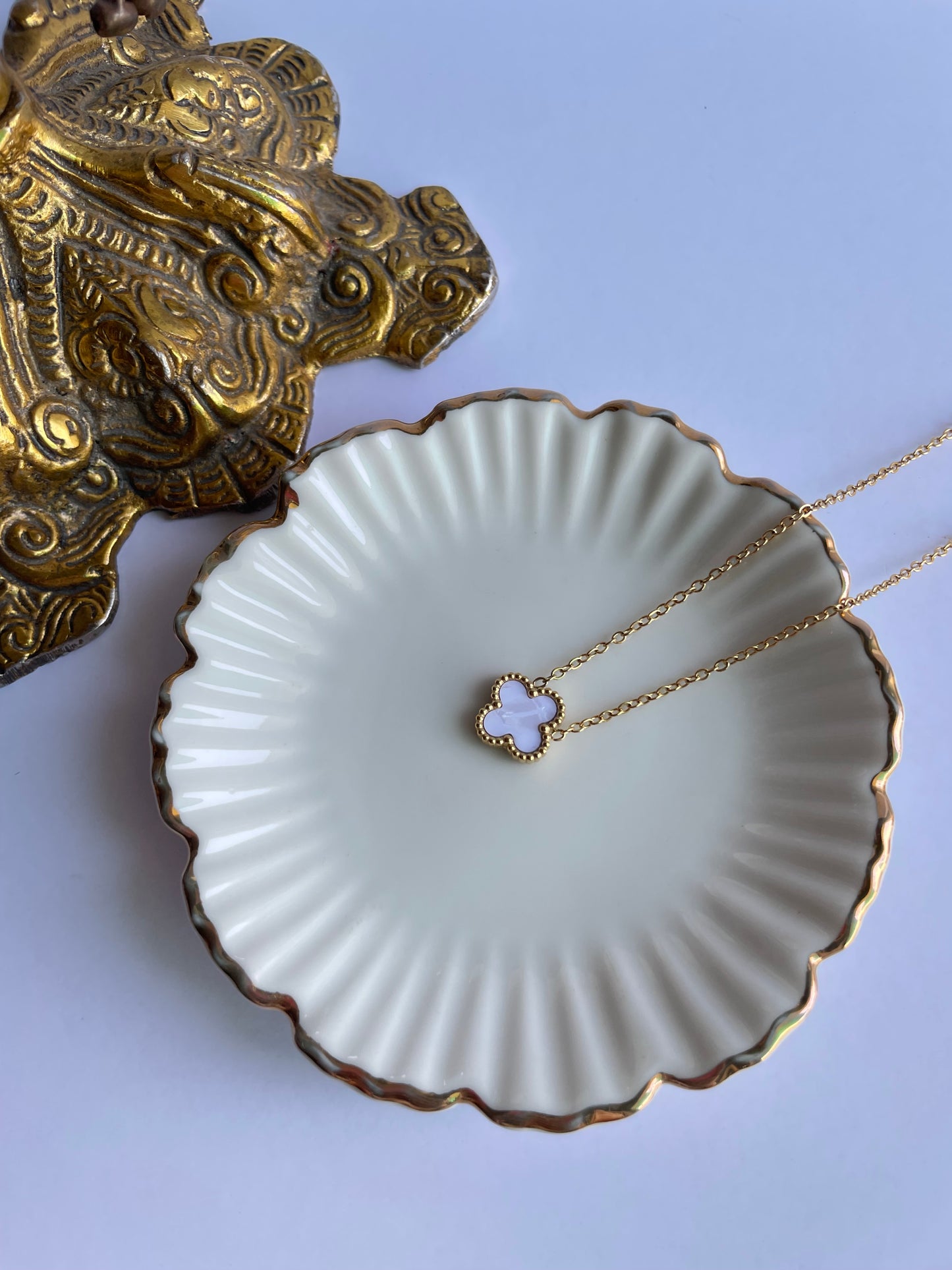 Clove Necklace - White