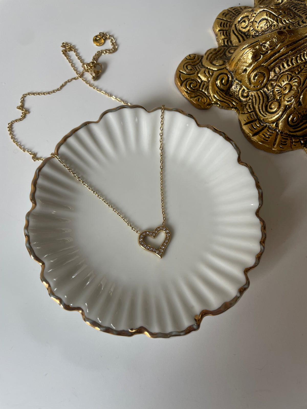 Dil Necklace