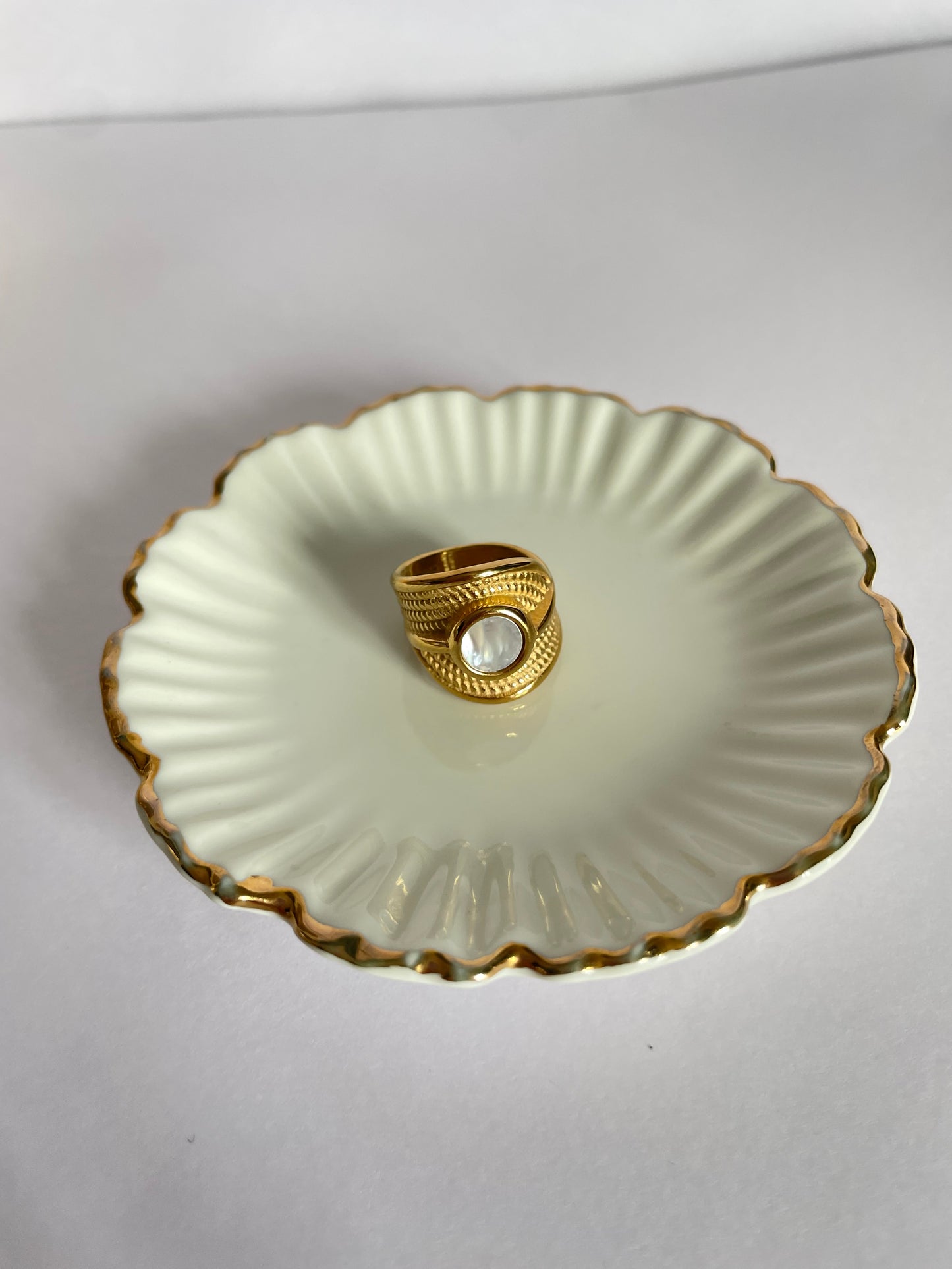 Luma Ring