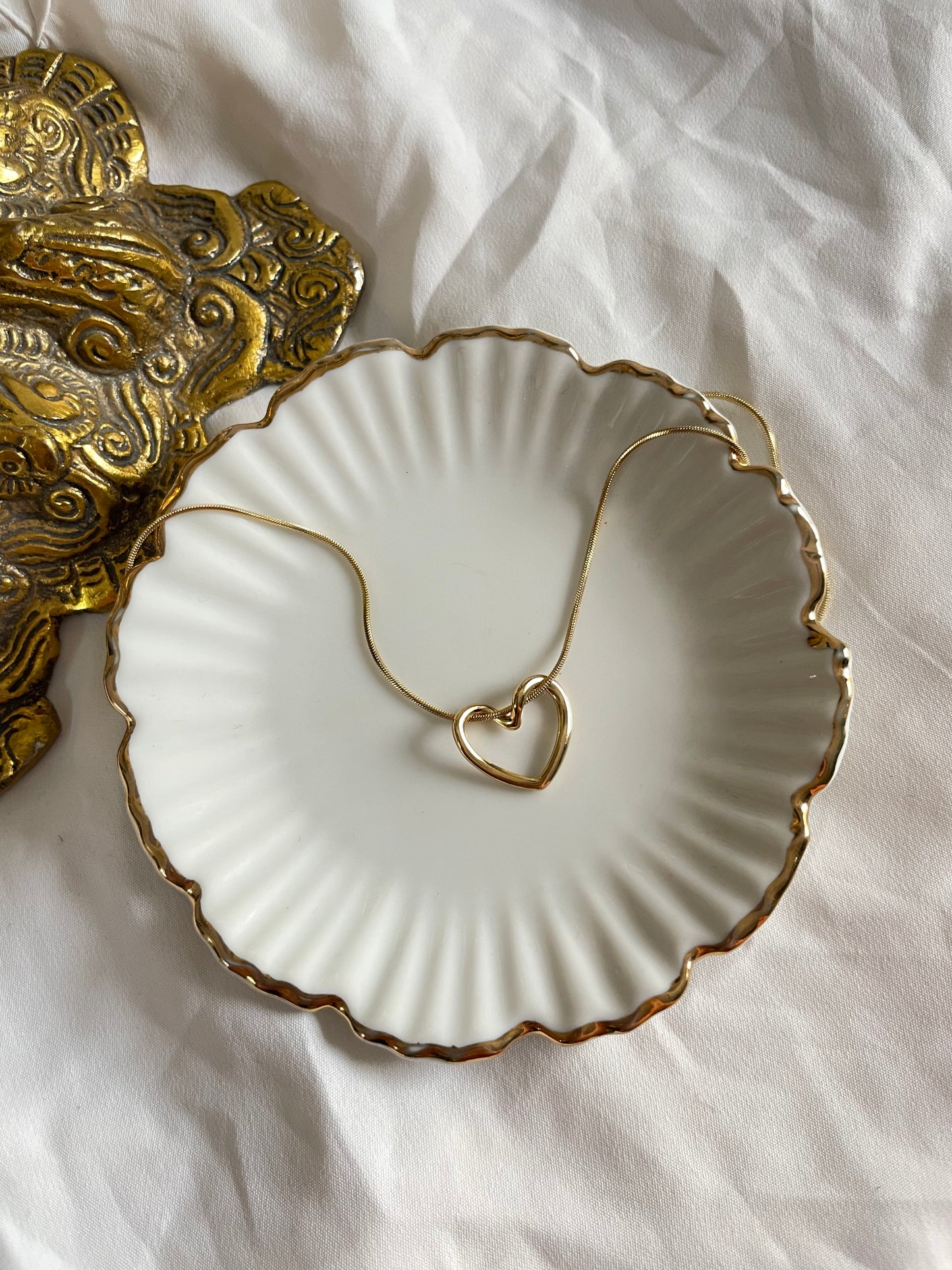 Dil Necklace