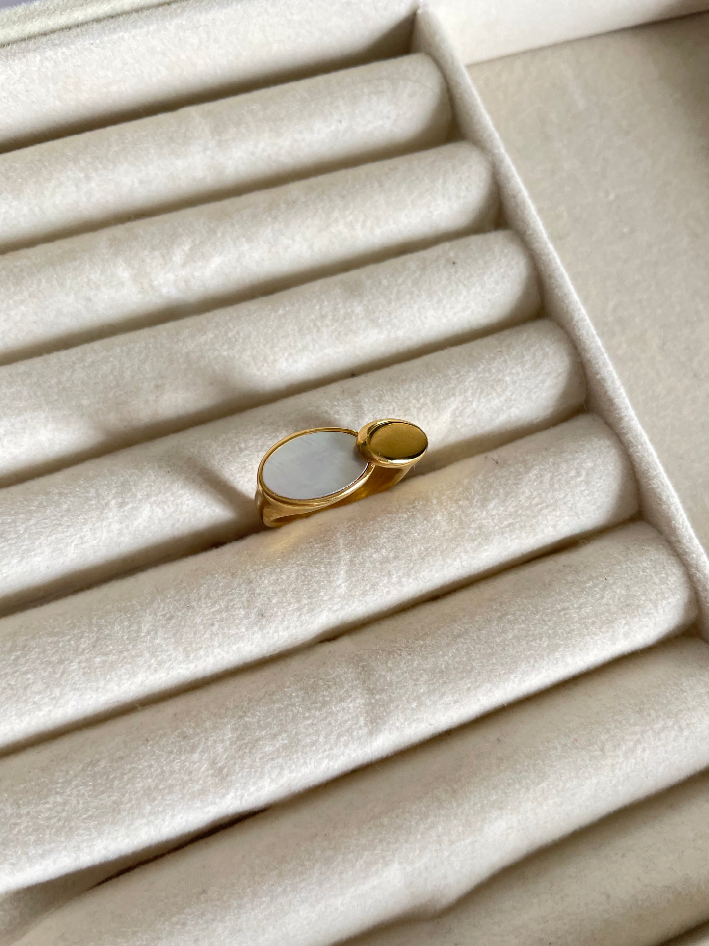 Zara Ring
