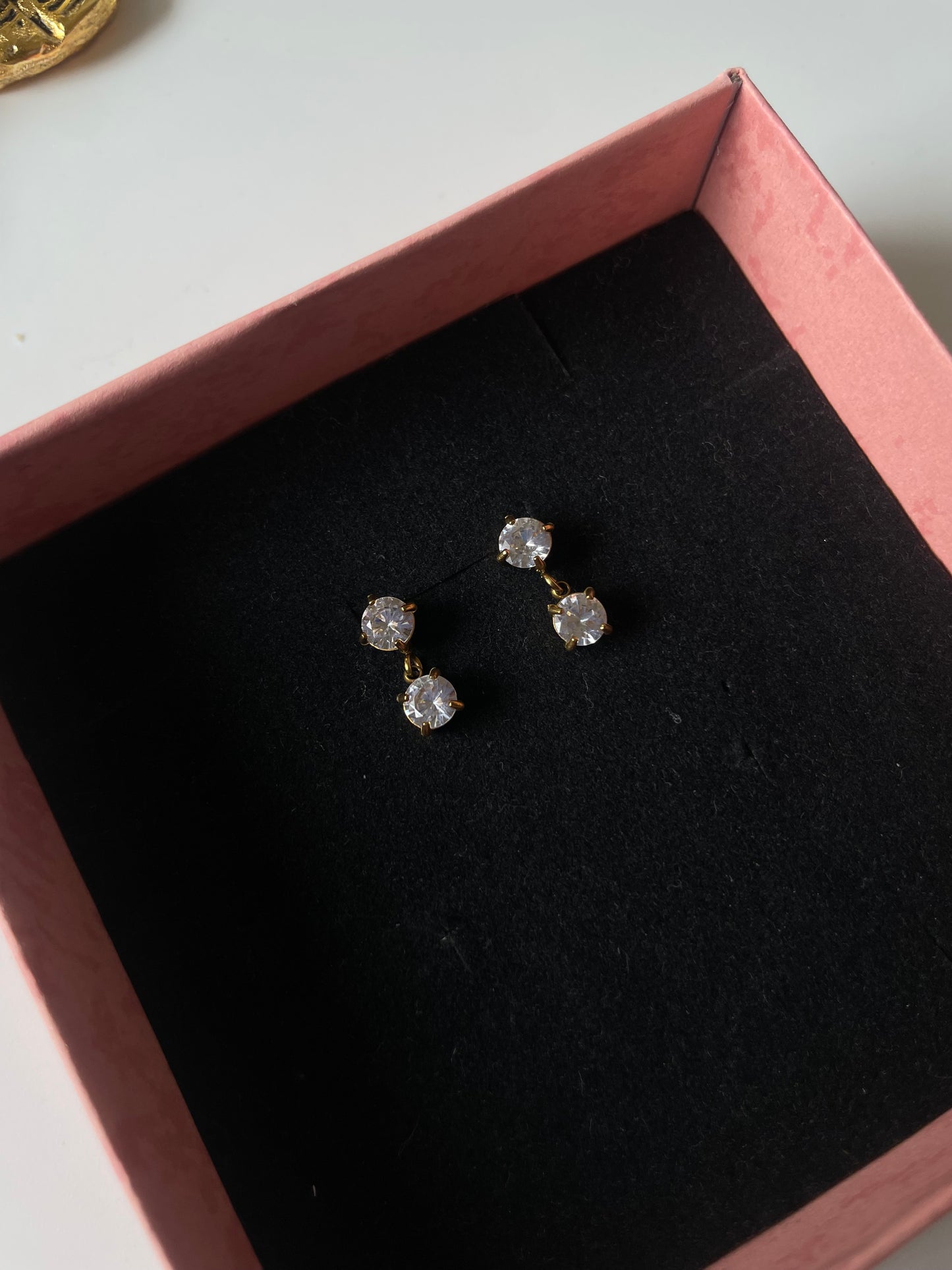 Elara Earrings