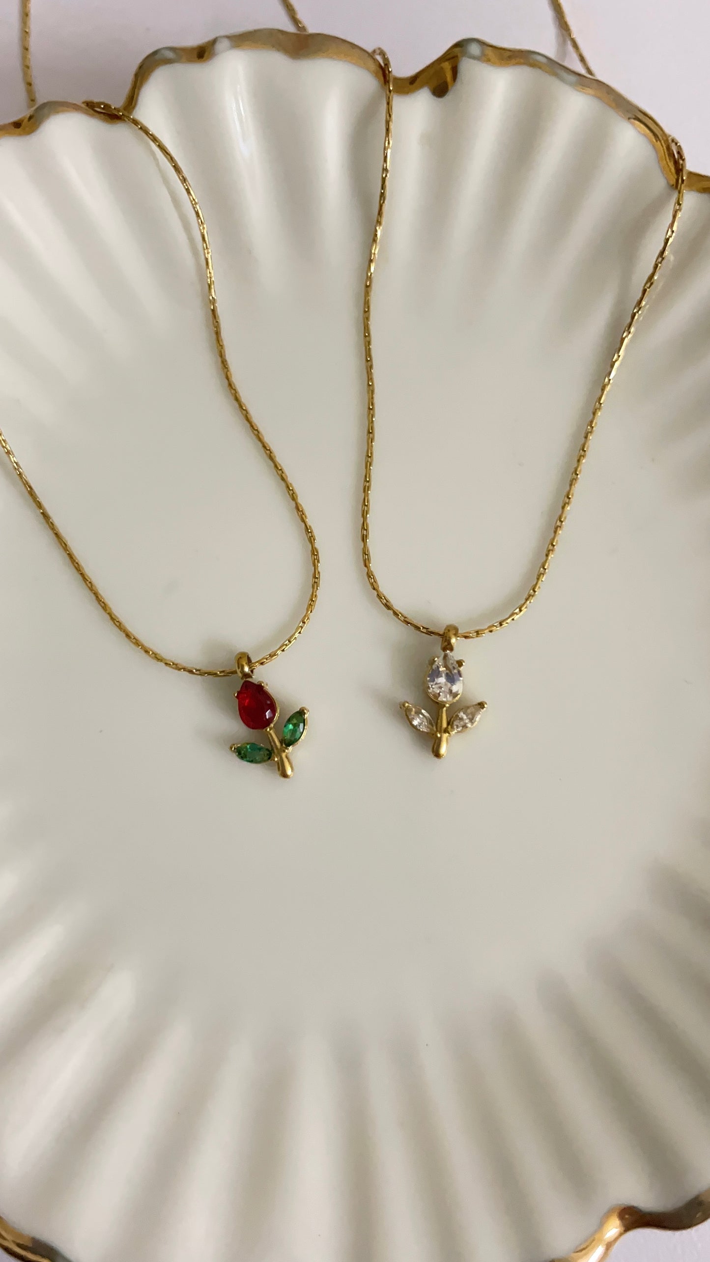 Red Rose Necklace