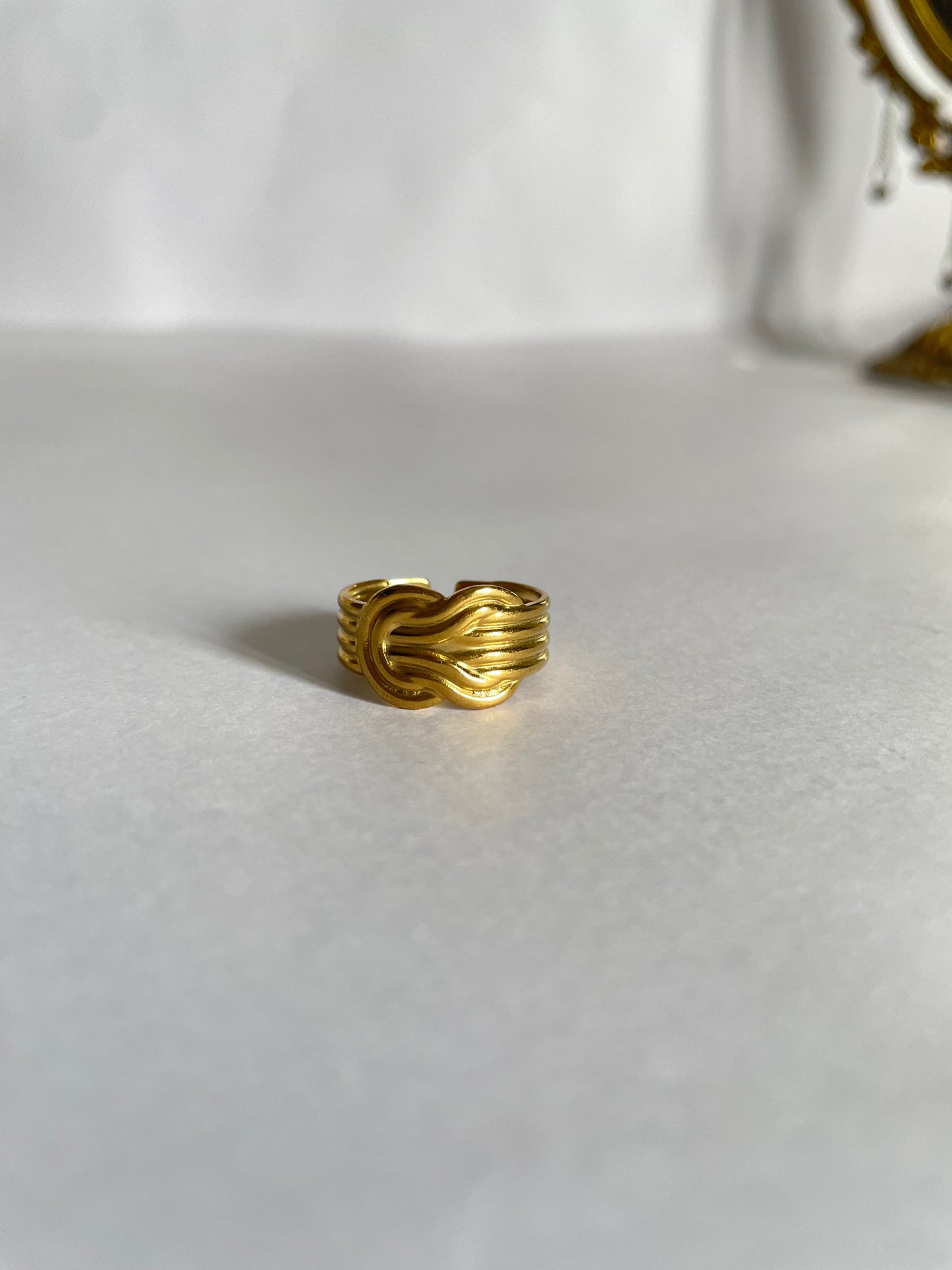 Lyra Ring