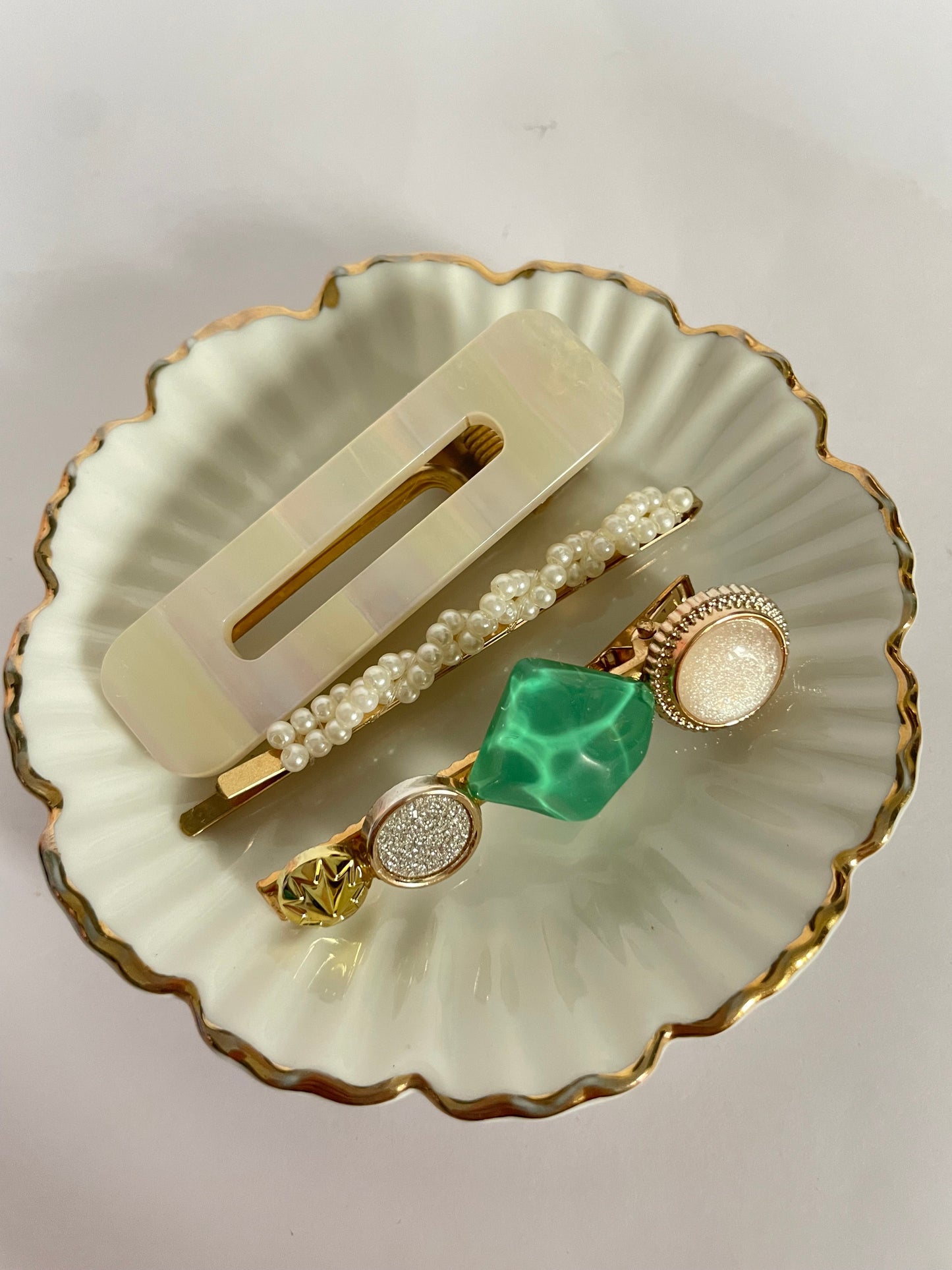 Green White Pins