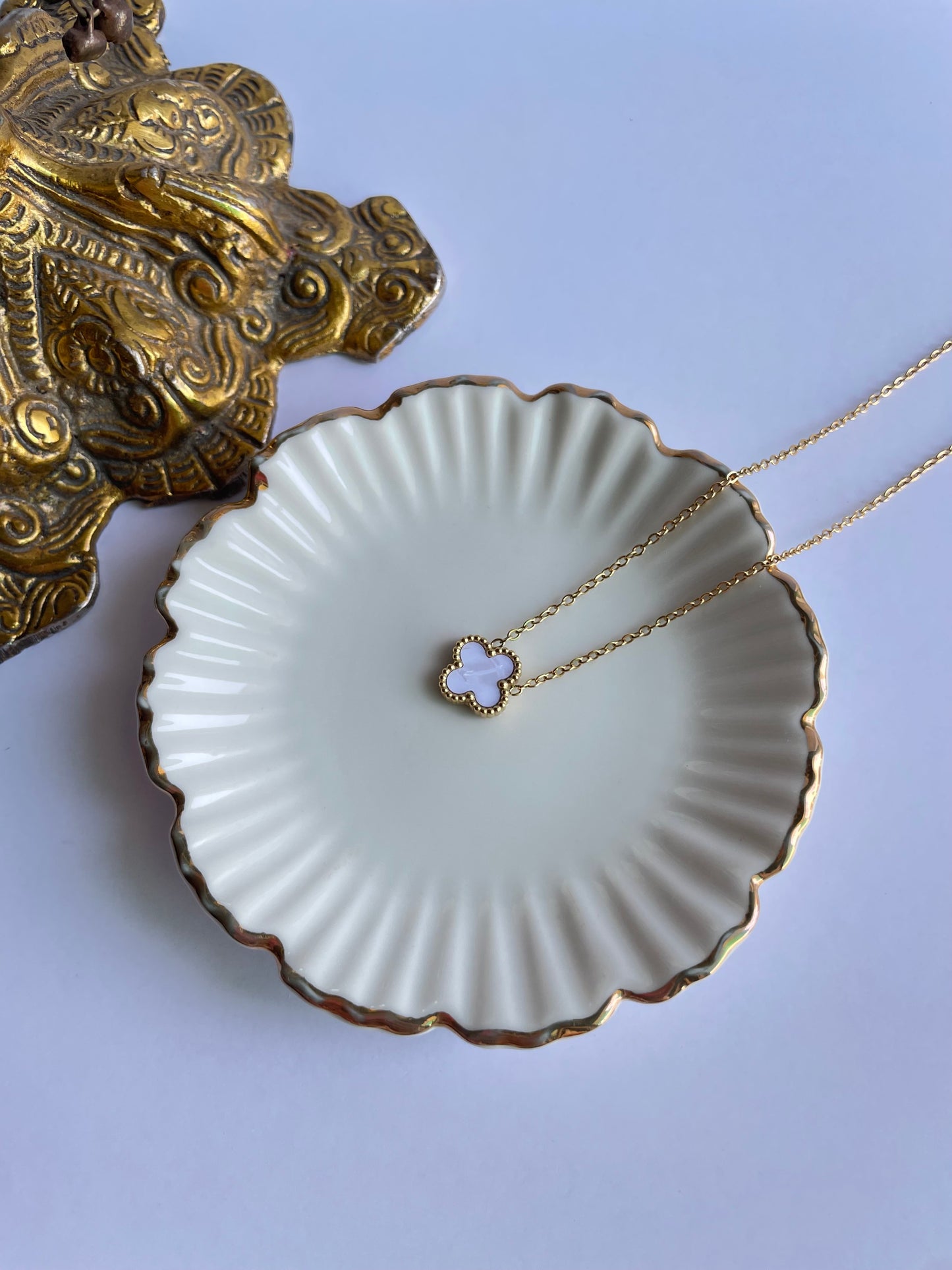 Clove Necklace - White