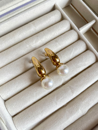 Pearl Mary Earrings