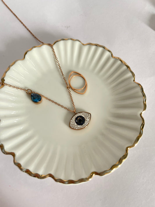 Evil Rosy Necklace - CS