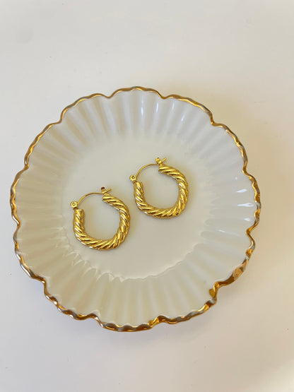 Millie Hoops