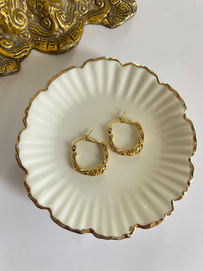Aria Hoops