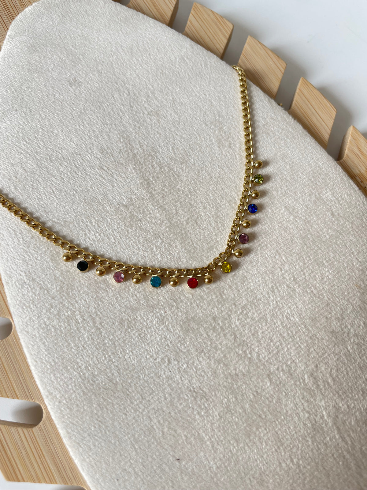 Sillia Necklace
