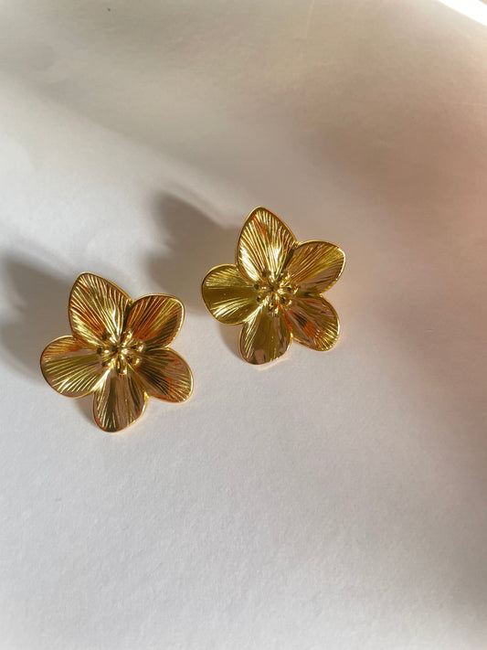 Lily Earrings