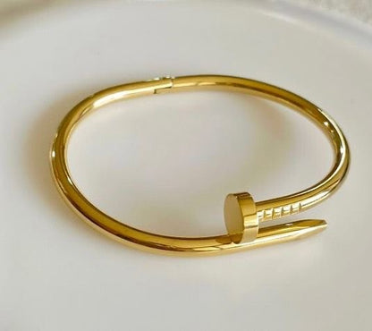 Nail Bracelet