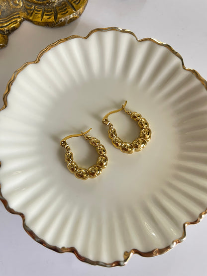 Mira Hoops
