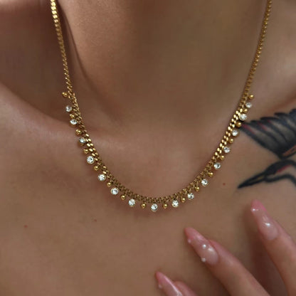 Gloria Necklace