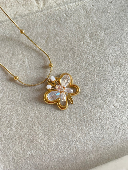 Bellafly Necklace