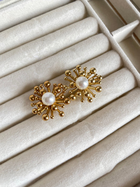 Pearl Bella Earrings