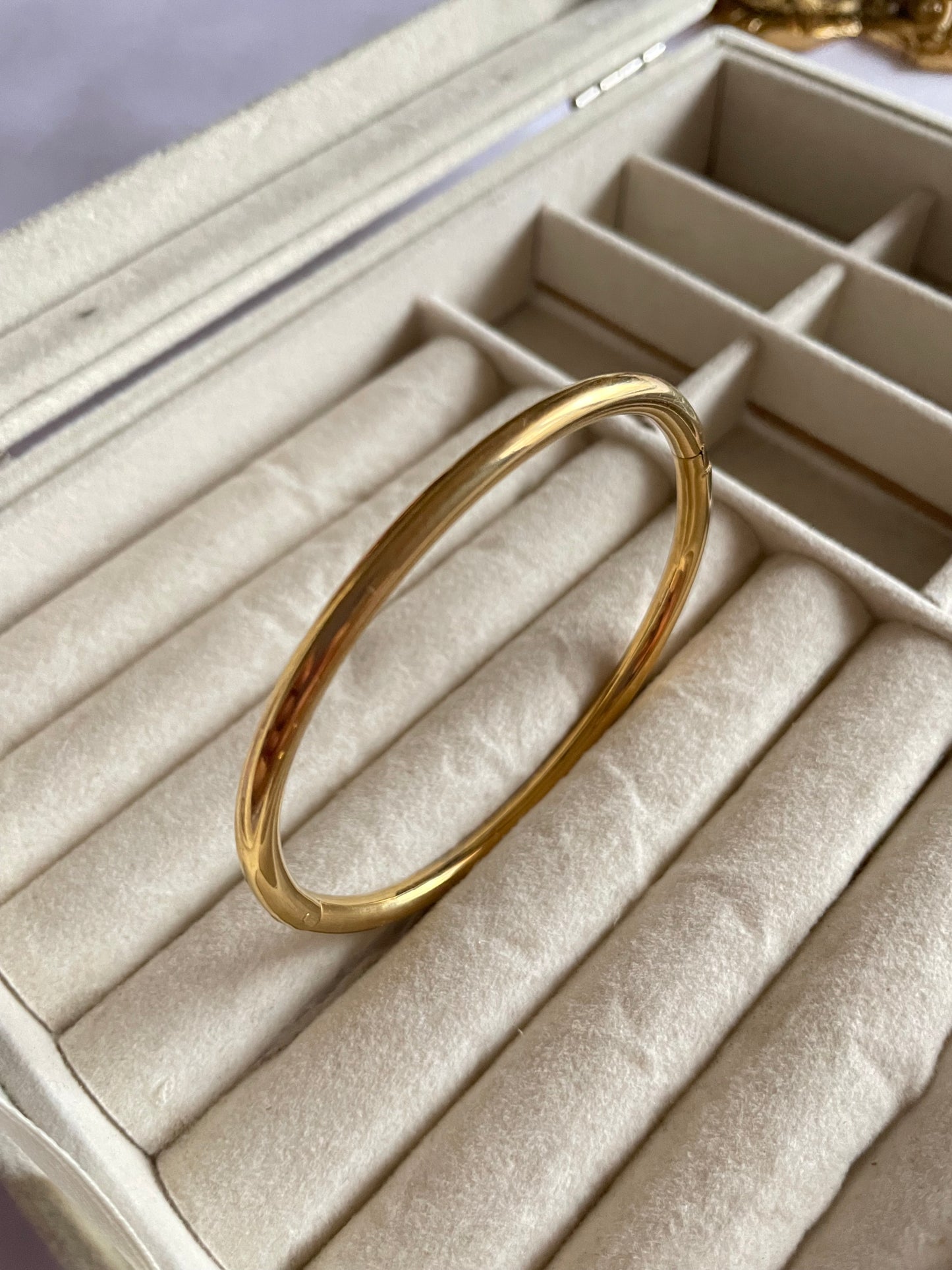 Oval Bracelet