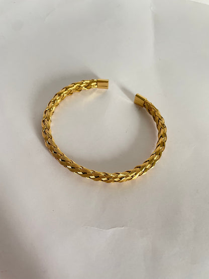 Akay Bracelet - CS