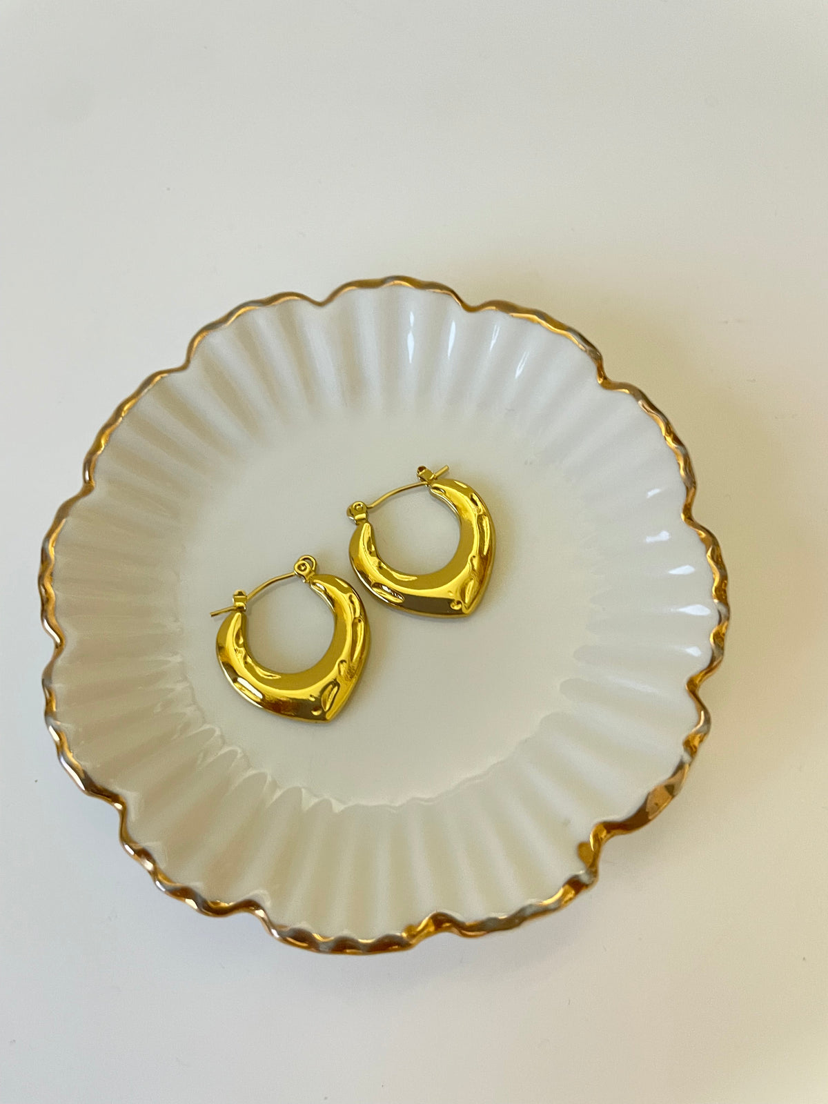 Alia Hoops