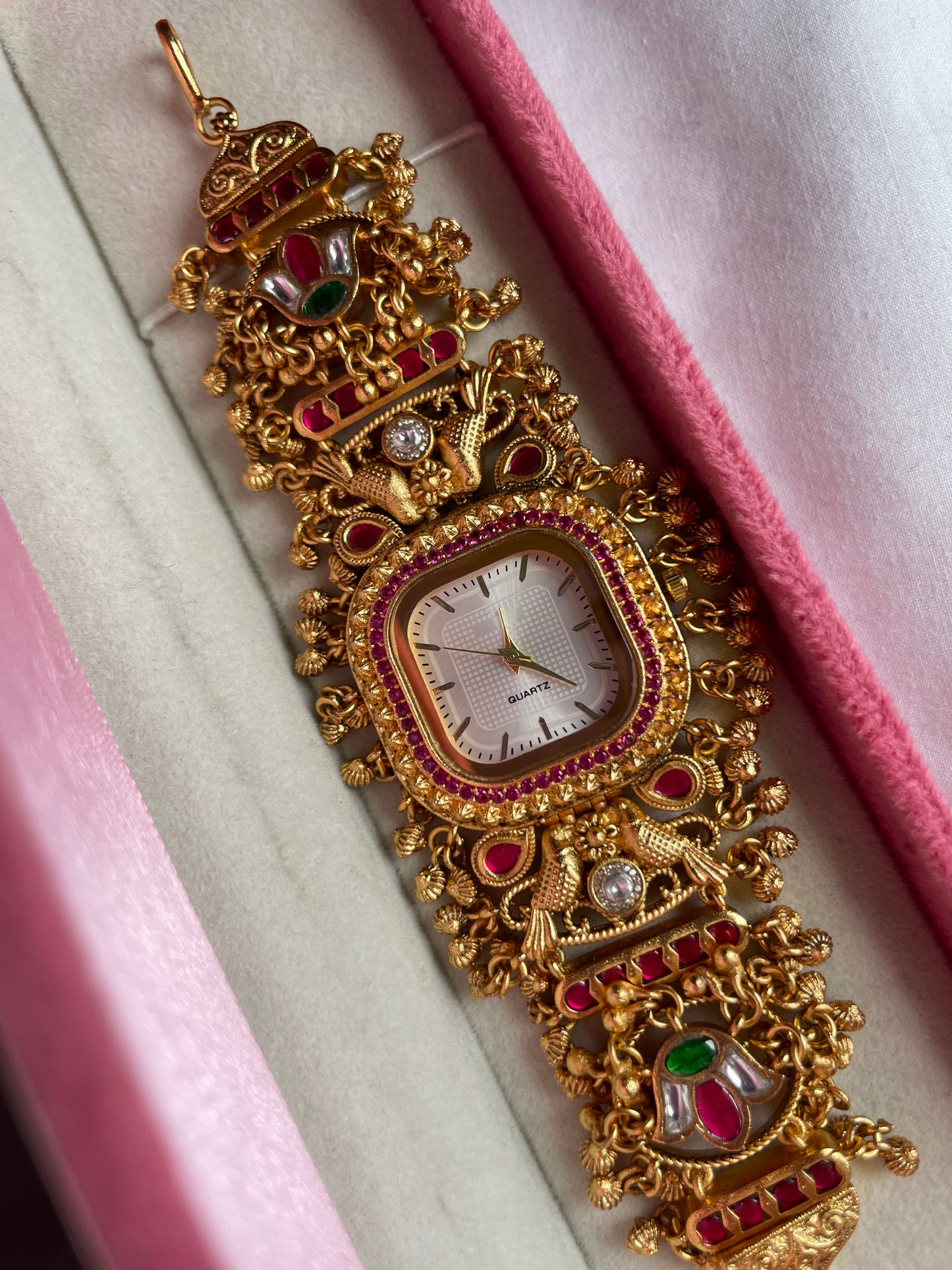 Ranisa Watch