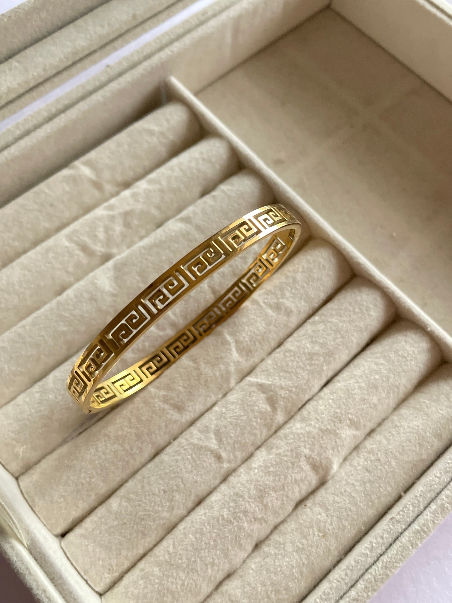 Sara Bracelet