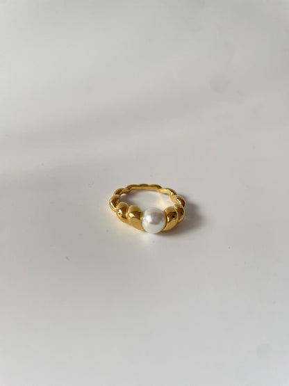Pearl Ring