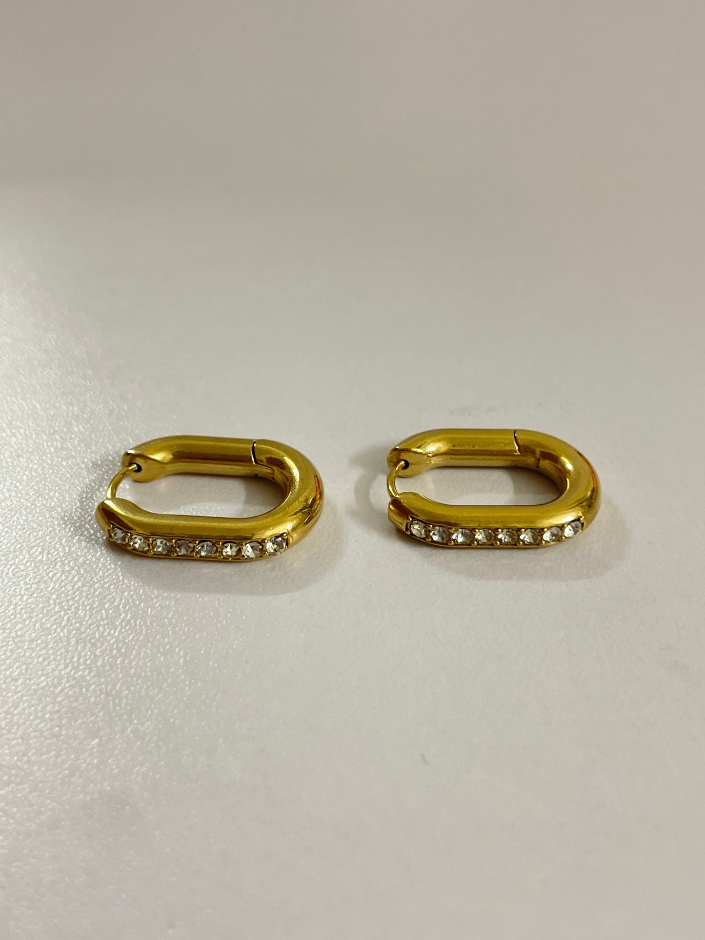 Vanya Hoops