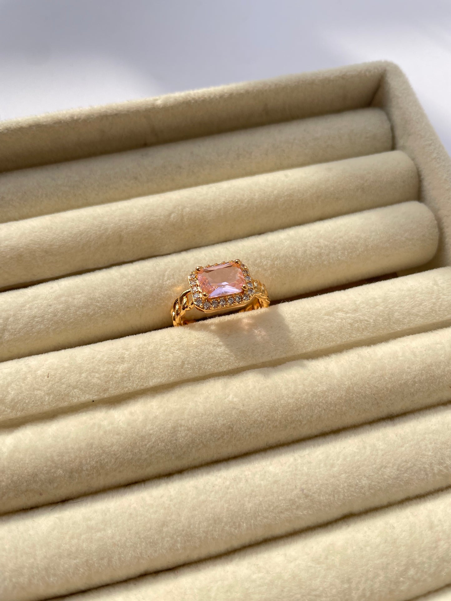 Veronica Ring