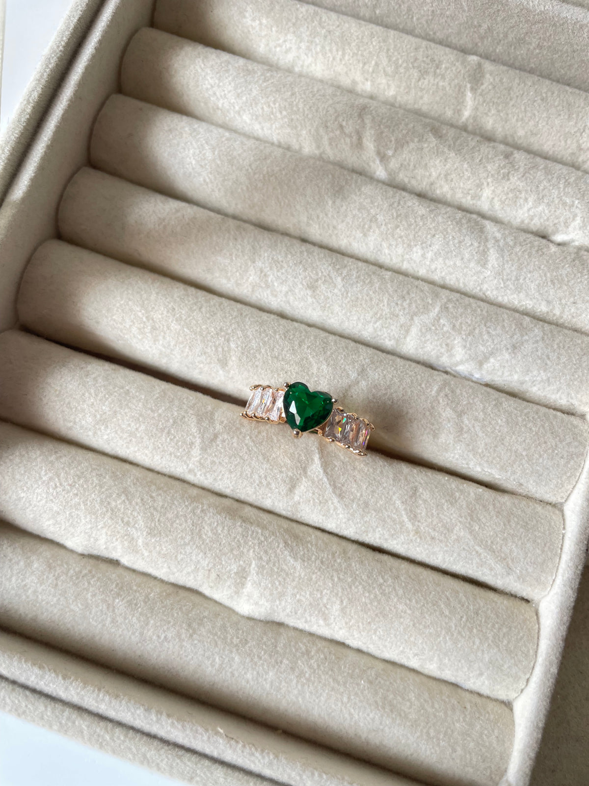 Emera Ring