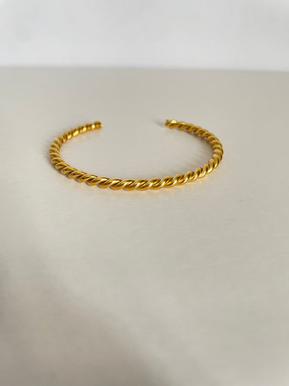 Cuddle Cuff