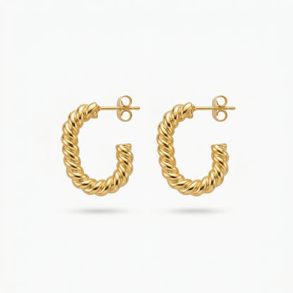 Ava Hoops