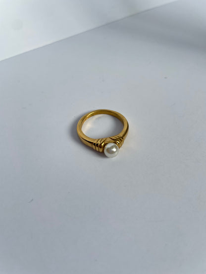 Pearl Ring