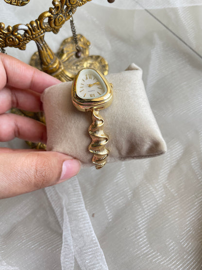 Golden Sculpt Watch