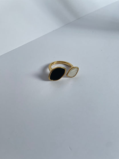 Eraya Ring