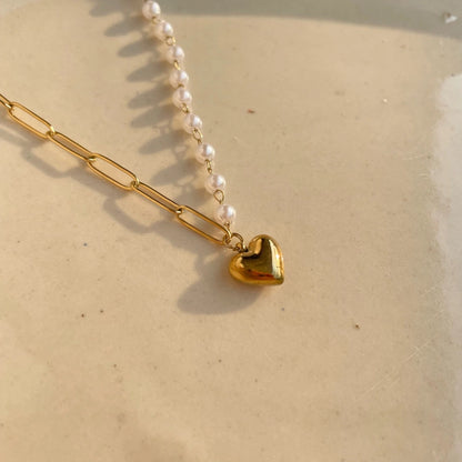 Avour Heart Necklace