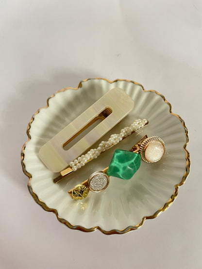 Green White Pins