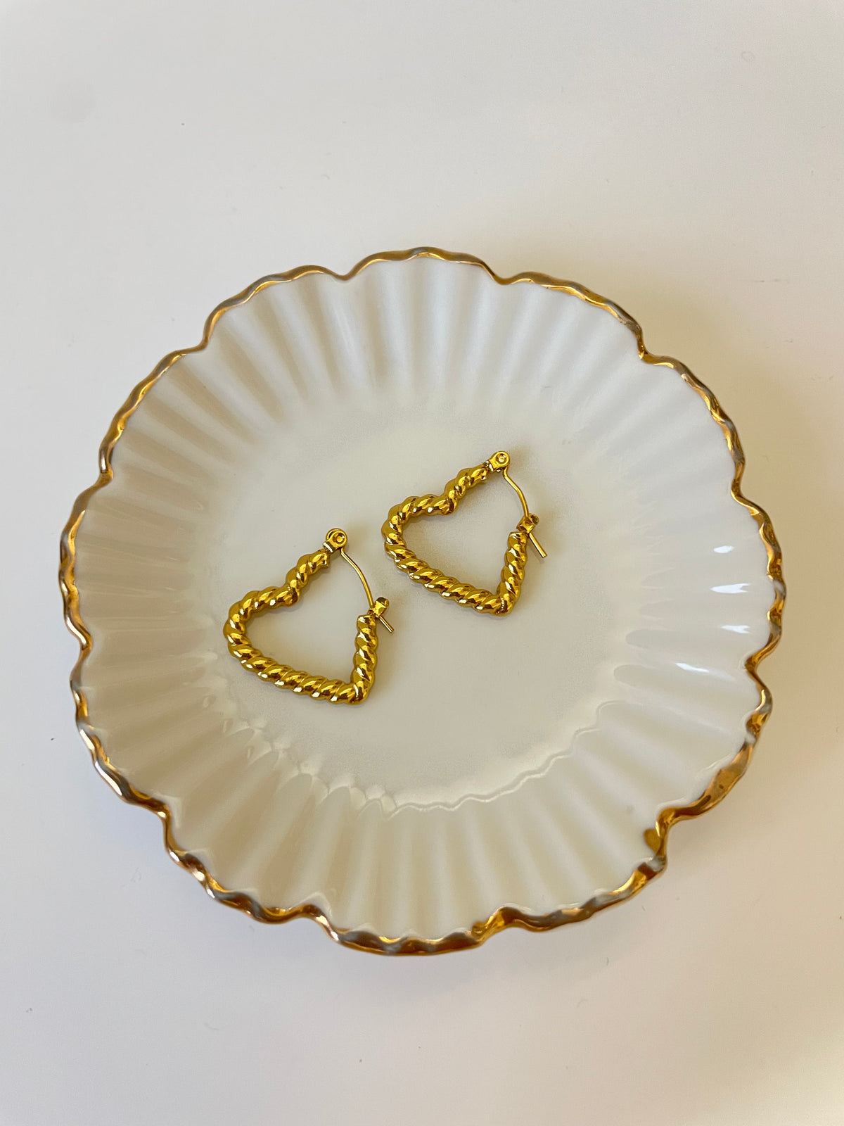 Nina Hoops