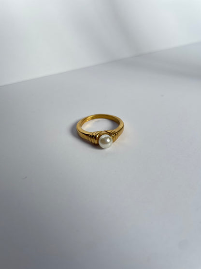 Pearl Ring