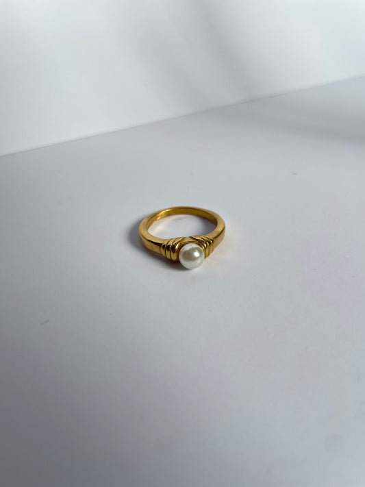 Pearl Ring