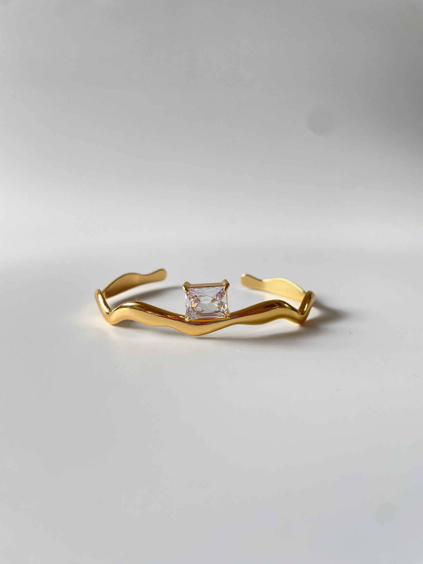 Bella Cuff