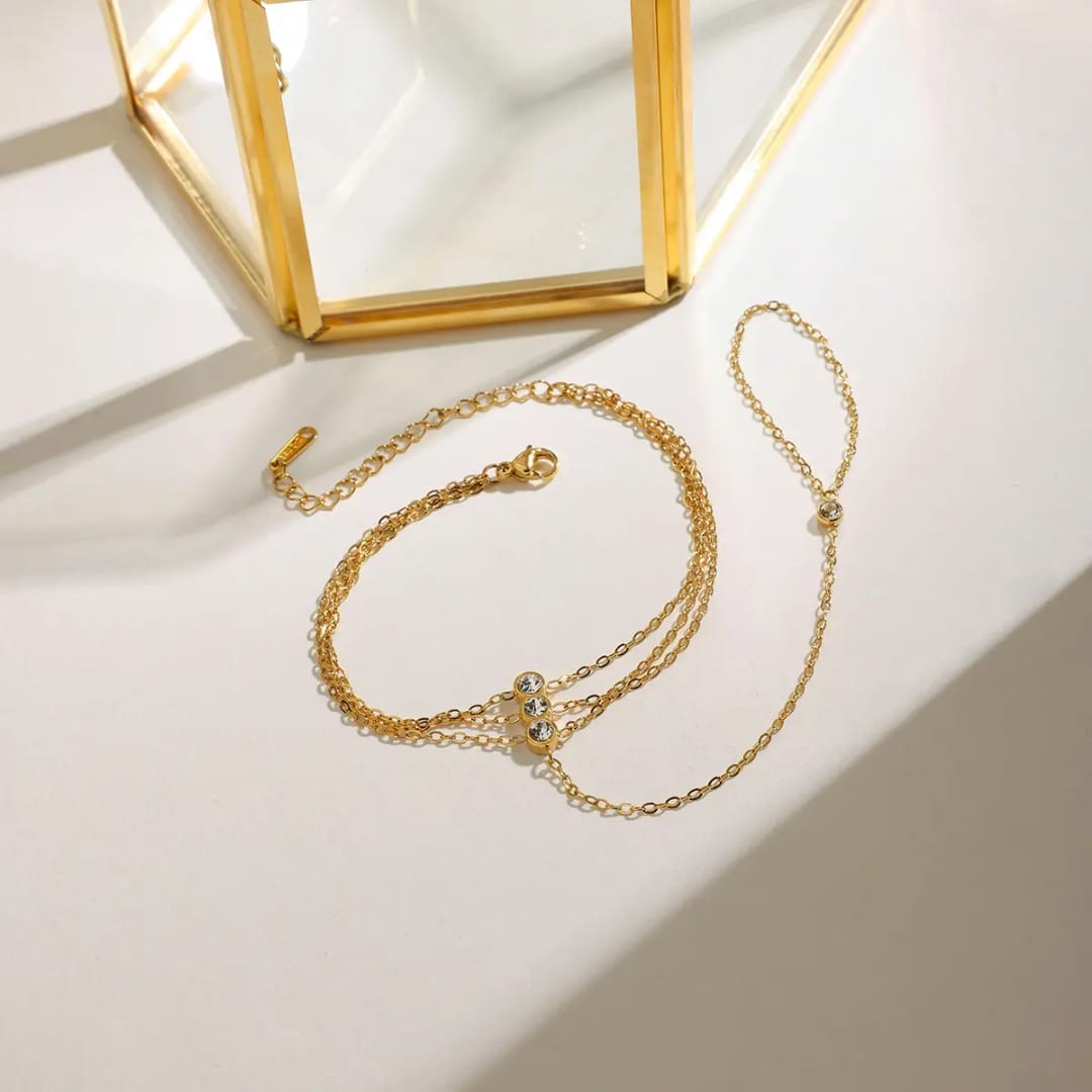 Selena Hand Chain