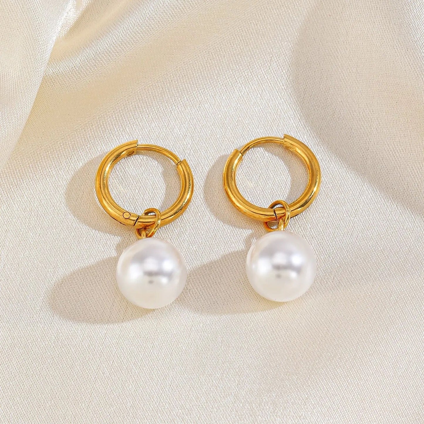 Pearlia Hoops